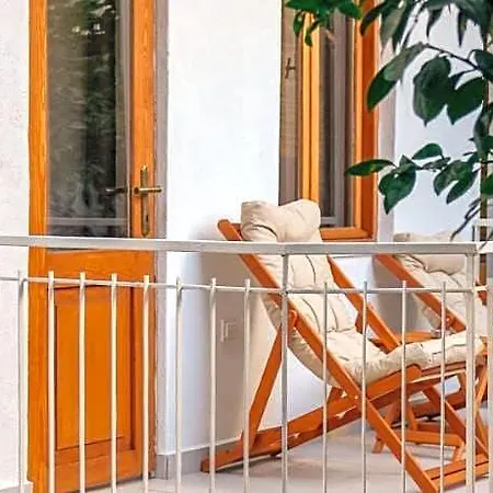 Nephos Hotel 2*