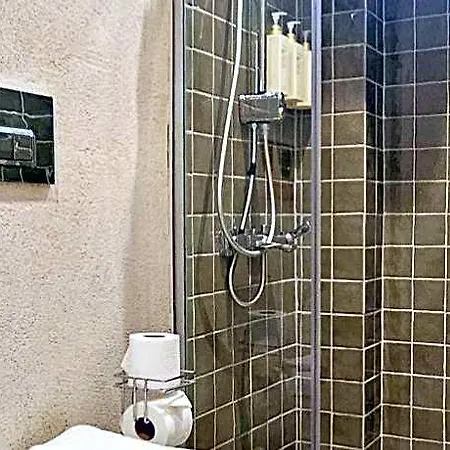 Nephos Hotel 2*