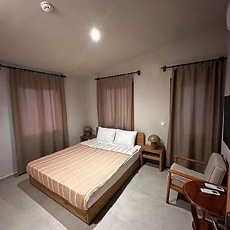 Hotel Nephos 2*